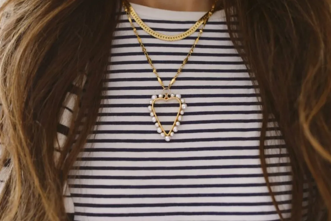 Brinker & Eliza Pearla Necklace